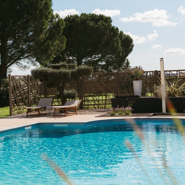 Adresse - Horaires - Téléphone - Hotel Restaurant Sous Les Pins - restaurant ETOILE-SUR-RHONE - Resto Etoile sur Rhone